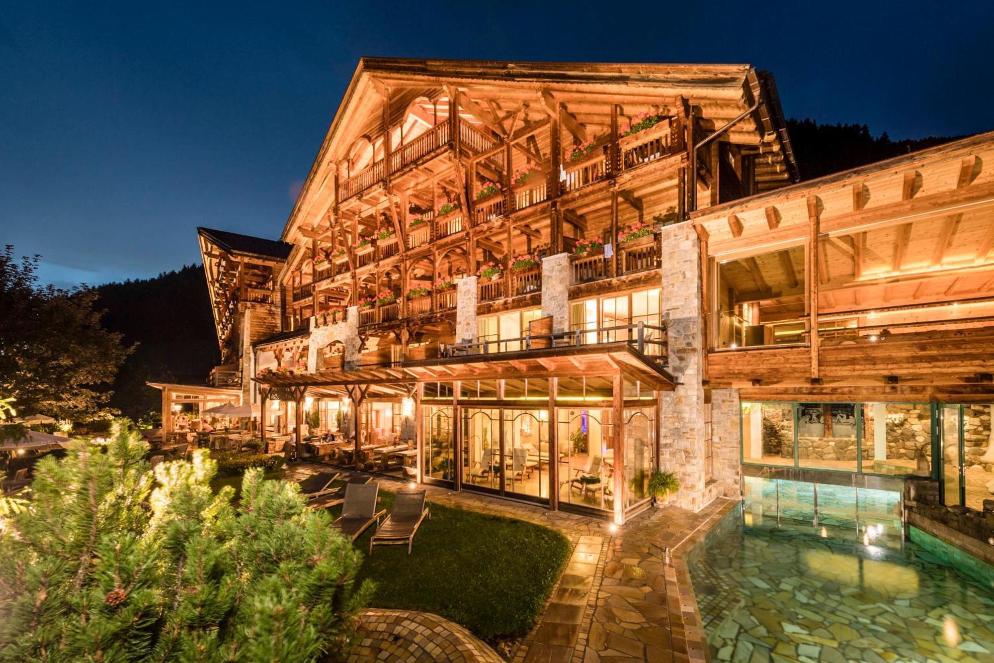Residence Lusina Luson Εξωτερικό φωτογραφία